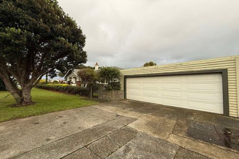 Photo of property in 1 Para Street, Miramar, Wellington, 6022