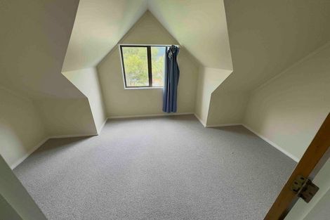Photo of property in 3 Hastings Grove, Wainuiomata, Lower Hutt, 5014