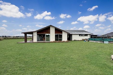 Photo of property in 18 Matukituki Crescent, Twizel, 7901