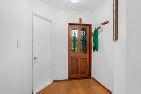 Photo of property in 26 Settlers Grove, Orewa, 0931