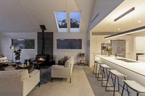 Photo of property in 37 Mcadam Drive, Jacks Point, Queenstown, 9371