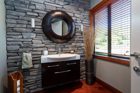 Photo of property in 121 Highland Drive, Acacia Bay, Taupo, 3385