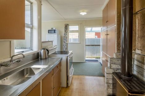 Photo of property in 160a Winchester Street, Levin, 5510