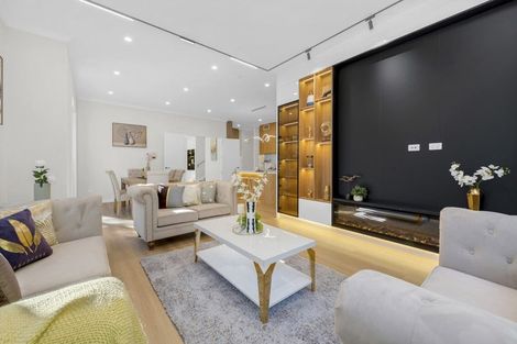 Photo of property in 2c Hughs Way, Flat Bush, Auckland, 2019