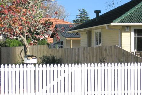 Photo of property in 1/57 Te Kanawa Crescent, Henderson, Auckland, 0610