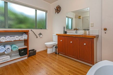 Photo of property in 2 Tairua Heights, Tairua, 3508