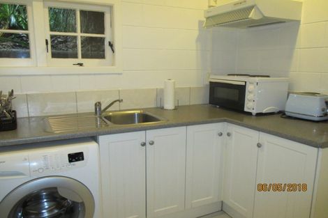 Photo of property in 23 Selwyn Road, Cockle Bay, Auckland, 2014