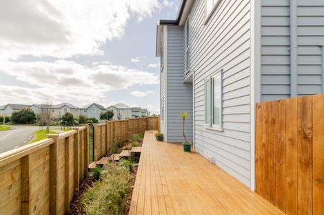 Photo of property in 4 Warbler Crescent, Papakura, 2110