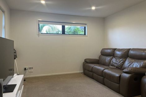Photo of property in 1 Stockyard Crescent, Pukekohe, 2120