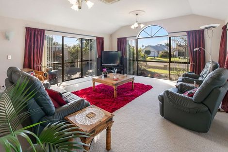 Photo of property in 9 Sovereign Drive, Papamoa Beach, Papamoa, 3118