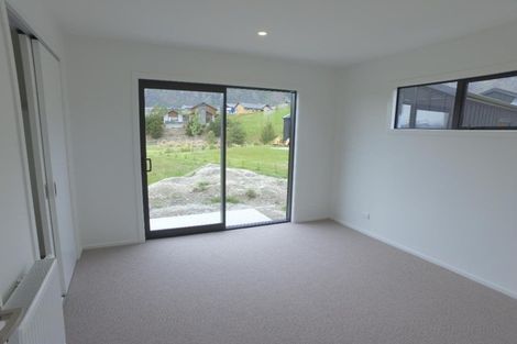 Photo of property in 4 Polperro Court, Jacks Point, Queenstown, 9371