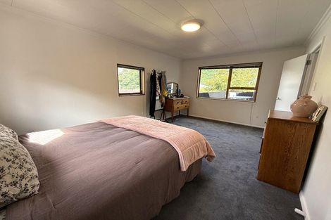 Photo of property in 89b Waikawa Road, Picton, 7220