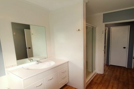 Photo of property in 2/17 Onslow Road, Papakura, 2110