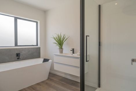 Photo of property in 26 Palm Drive, Whitianga, 3510