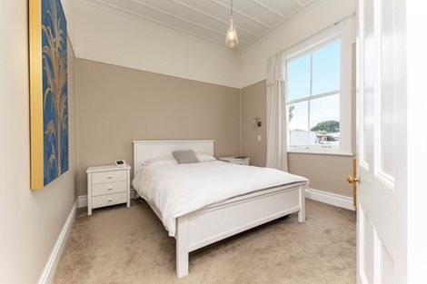 Photo of property in 12 Neesons Way, Glendene, Auckland, 0602