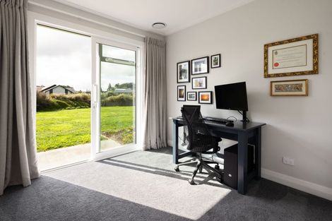 Photo of property in 8 Penbeagle Road, Te Kowhai, Hamilton, 3288