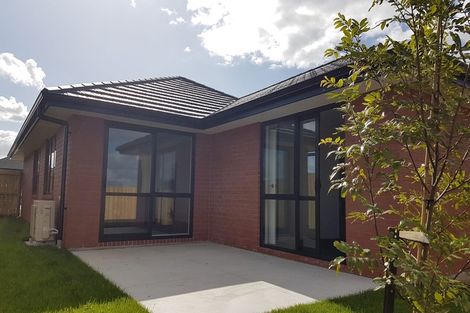 Photo of property in 3 Tawhiti Road, Pukekohe, 2120