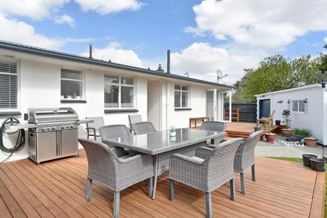 Photo of property in 7 Barclay Place, Burwood, Christchurch, 8061