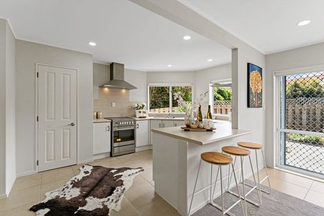 Photo of property in 4/15 Edendale Road, Somerville, Auckland, 2014