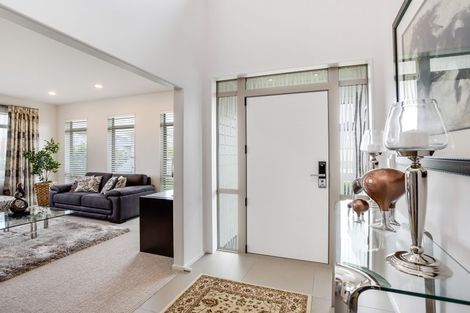 Photo of property in 8 Allium Avenue, Karaka, Papakura, 2113