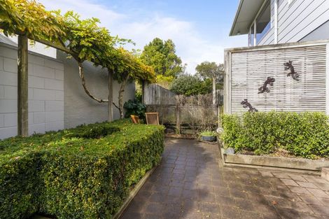 Photo of property in 3 Sea View Terrace, Cockle Bay, Auckland, 2014