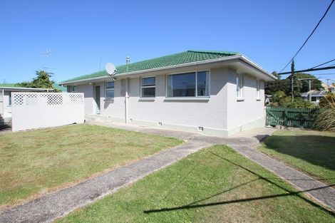 Photo of property in 8 Oxford Street, Holmes Hill, Oamaru, 9401