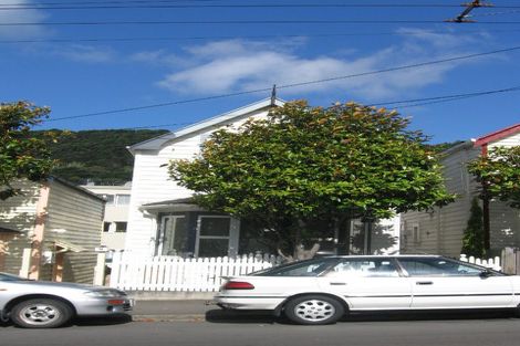 Photo of property in 63 Brougham Street, Mount Victoria, Wellington, 6011