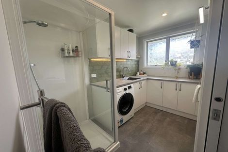 Photo of property in 25c Ward Street, Trentham, Upper Hutt, 5018