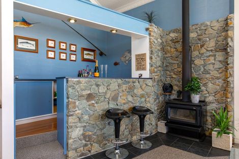 Photo of property in 8 Marina View, Waikawa, Picton, 7281