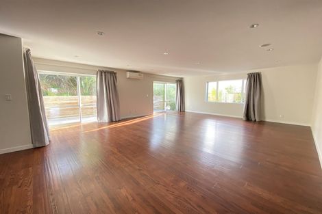 Photo of property in 43 Remuremu Street, Long Bay, Auckland, 0630