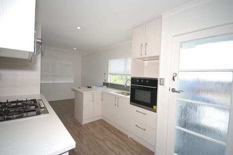 Photo of property in 36 Lendenfeld Drive, Papatoetoe, Auckland, 2025