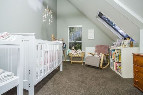 Photo of property in 2/37 Cassino Street, Bayswater, Auckland, 0622