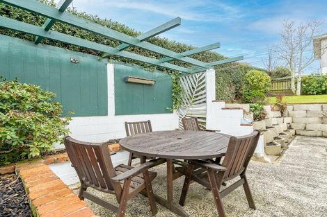 Photo of property in 6 Bernard Street, Kenmure, Dunedin, 9011