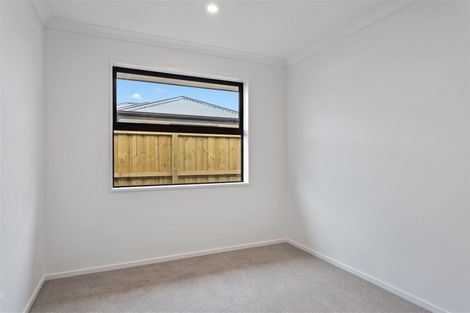 Photo of property in 76a Watkins Drive, Rangiora, 7400