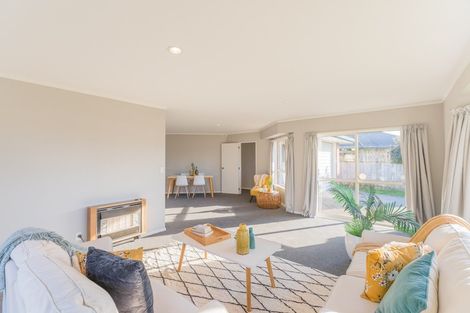 Photo of property in 13 Sunburst Court, Paraparaumu Beach, Paraparaumu, 5032