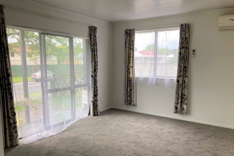 Photo of property in 33 Crawshaw Drive, Nawton, Hamilton, 3200