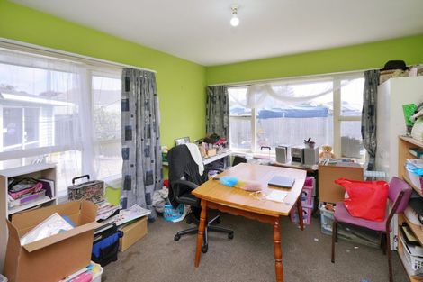 Photo of property in 33 Ontario Place, Wainoni, Christchurch, 8061