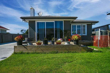 Photo of property in 17 Kelvin Road, Maraenui, Napier, 4110