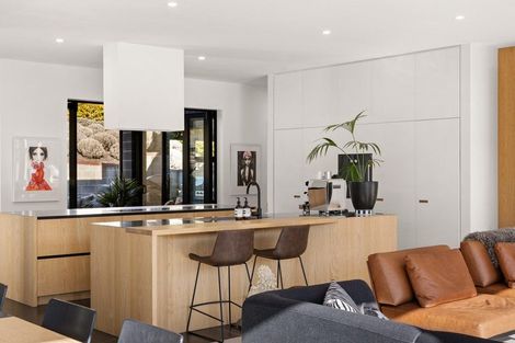 Photo of property in 594 Peninsula Road, Kelvin Heights, Queenstown, 9300