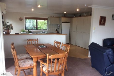 Photo of property in 8a Sutherland Avenue, Mount Maunganui, 3116