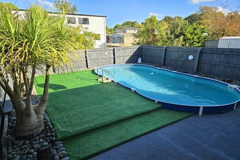 Photo of property in 4 Ruby Street, Manurewa, Auckland, 2102