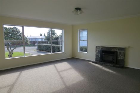 Photo of property in 13 Strathmore Avenue, Levin, 5510