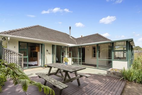 Photo of property in 98a Mangorei Road, Strandon, New Plymouth, 4312