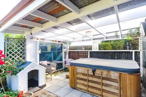 Photo of property in 1 Nuku Street, Tangimoana, 4822