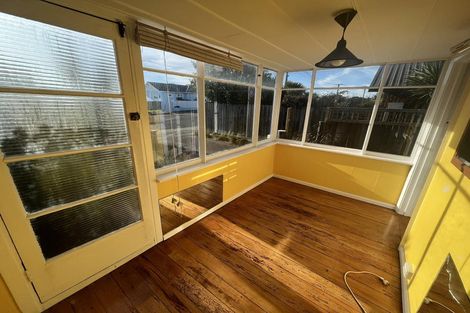 Photo of property in 13 Effingham Street, North New Brighton, Christchurch, 8083