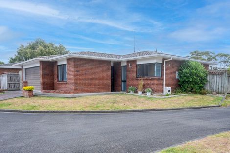 Photo of property in 1 Loader Place, Tawhero, Whanganui, 4501