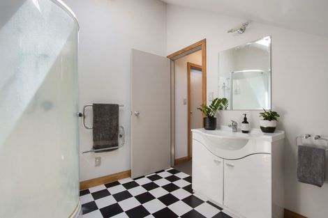 Photo of property in 340 Omokoroa Road, Omokoroa, 3114