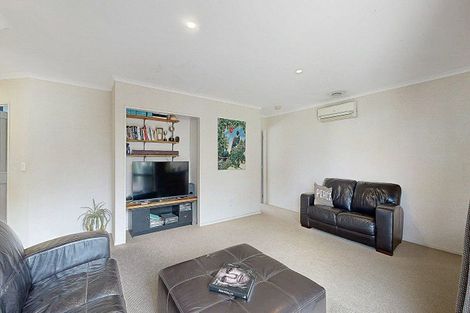 Photo of property in 15 Benner Drive, Ngatea, 3503