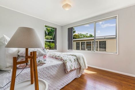 Photo of property in 8 Frostbite Place, Ranui, Auckland, 0612