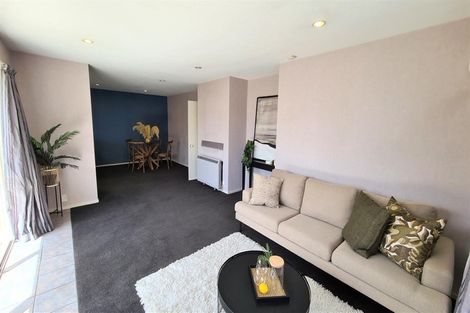 Photo of property in 3/52 Middlepark Road, Sockburn, Christchurch, 8042